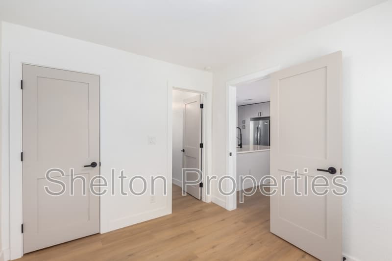 Phoenix Condo: 616 N 10th Ave Unit G