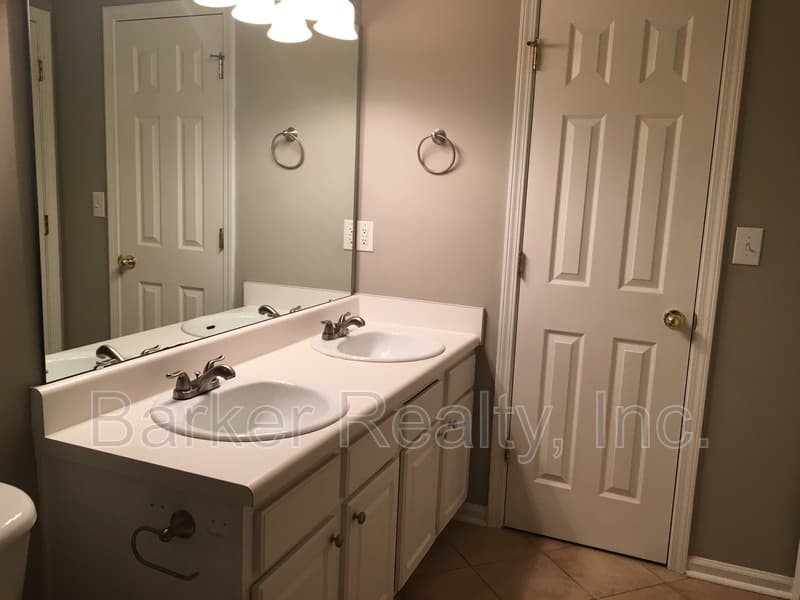 Raleigh House: 5111 Obion Court