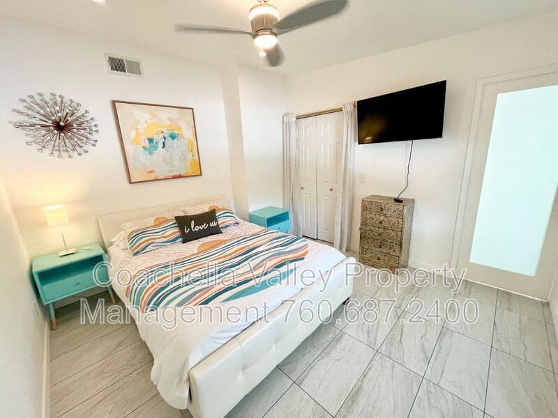 Palm Springs House: 2719 E Ventura Road