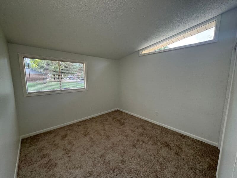 Southaven House: 8658 Bunker Hill Drive