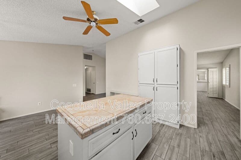 Palm Desert House: 43922 Warner Trail