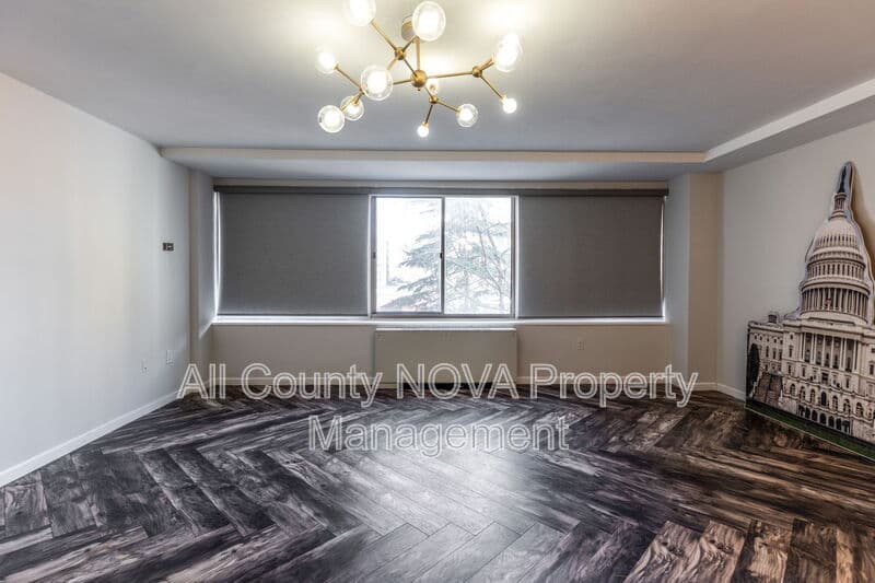 Washington Condo: 922 24th St NW
