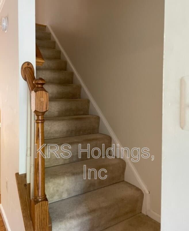 Alexandria Townhome: 6268 Walkers Croft Way