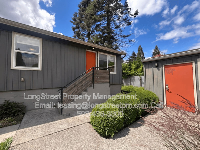 Portland House: 4819 NE 50th Pl