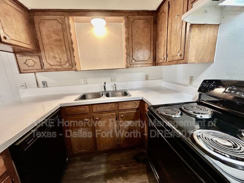 Arlington Condo: 409 Cousins Lane A