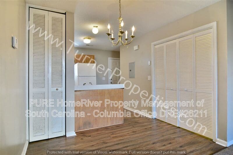 Columbia House: 3800 Plowden Rd