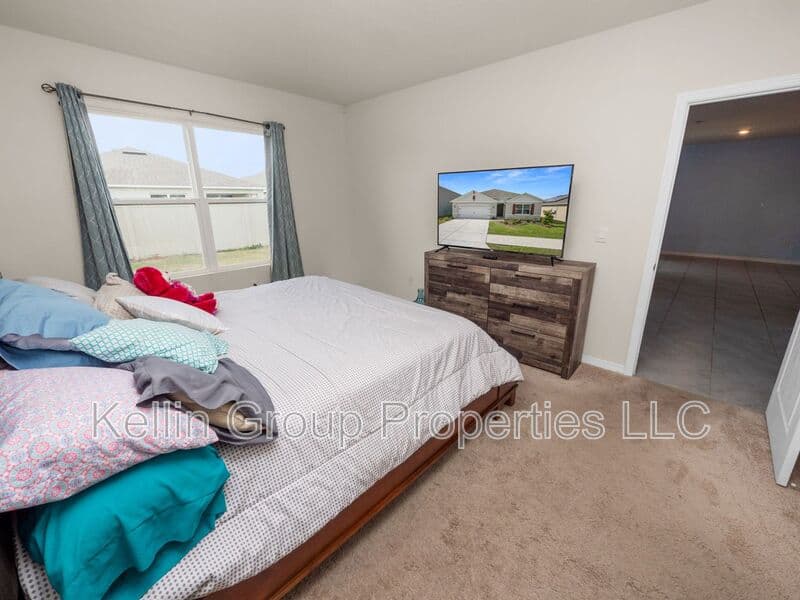 Haines City House: 972 Serchio St
