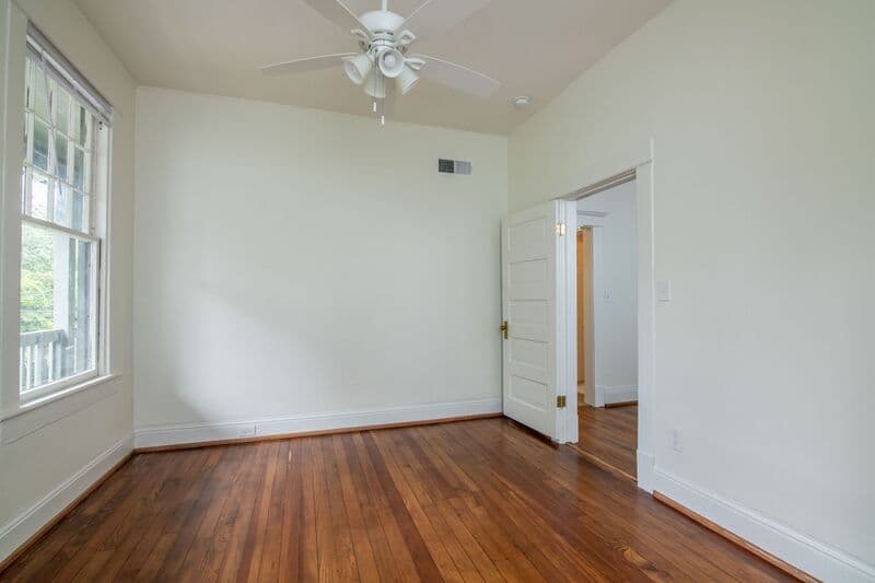 Birmingham House: 1217 15th Avenue S