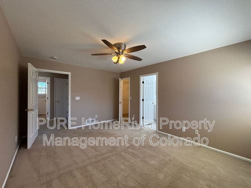 Highlands Ranch House: 1181 Savannah Sparrow Dr