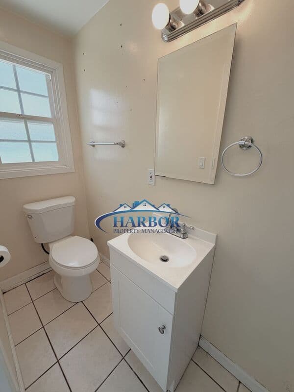 Redondo Beach Condo: 154 - 156 Paseo de la Concha