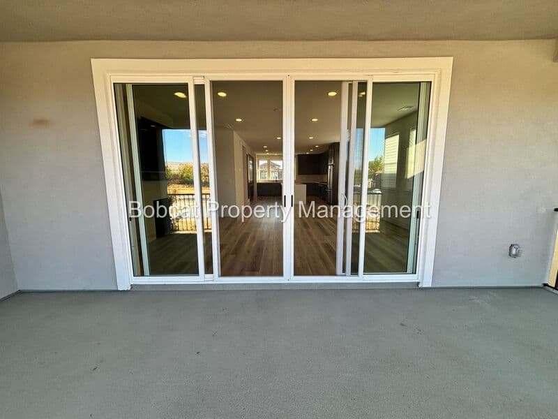 Carson City House: 1128 Grove St