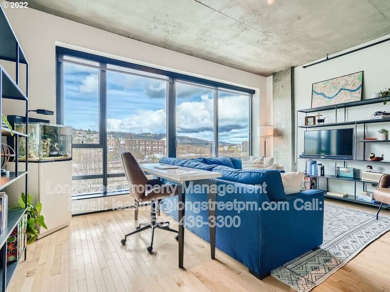 Portland Condo: 1410 NW Kearney St
