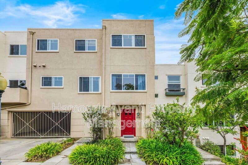 San Diego House: 1352 24th Street