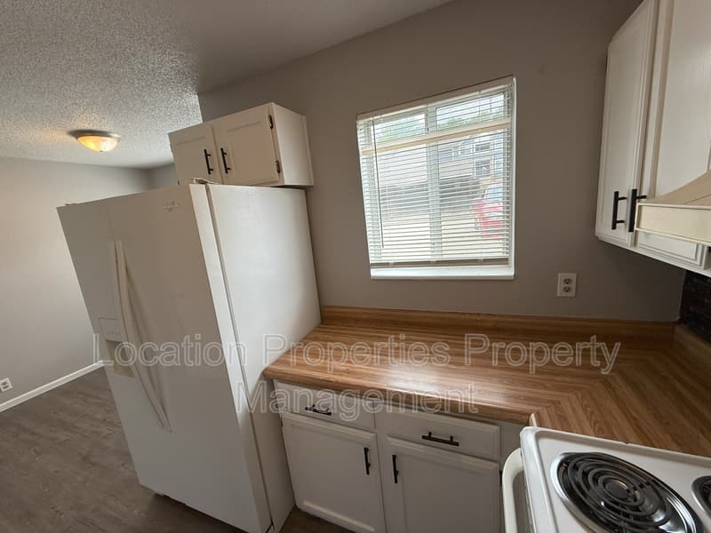 Lawrence Condo: 501 Colorado Street