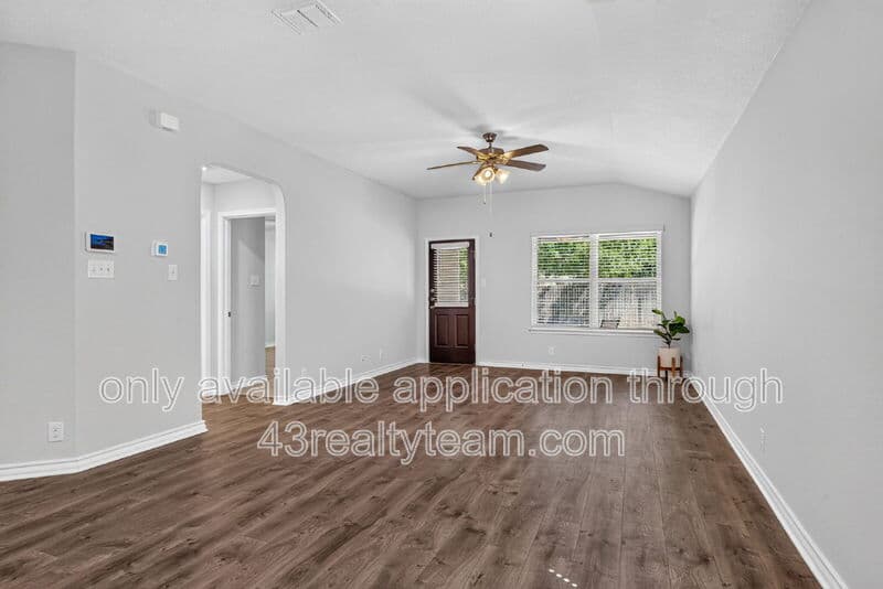 San Antonio House: 12919 Carreta Way