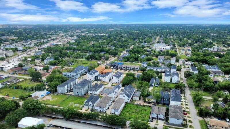 Houston House: 6715 Allegheny Street