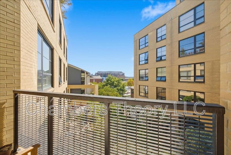 Washington Condo: 2125 14Th St NW