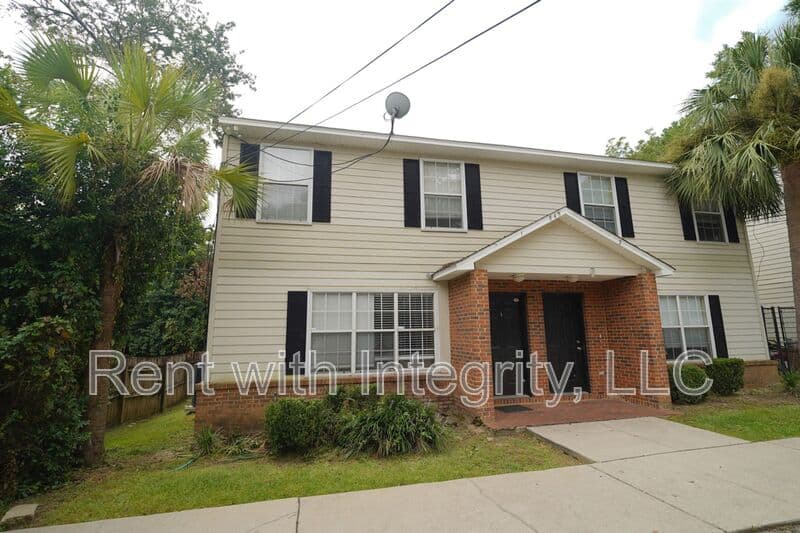 Tallahassee House: 845-1 W Georgia St