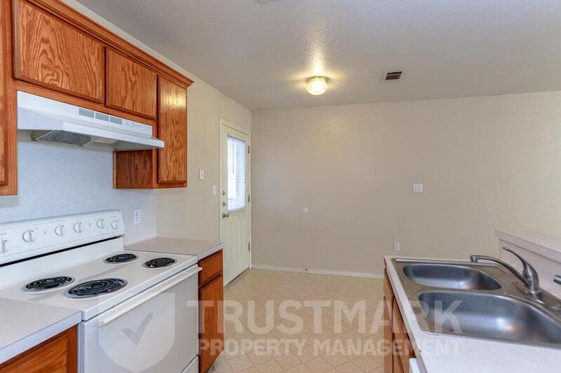 Harker Heights Condo: 700 South Amy - 205