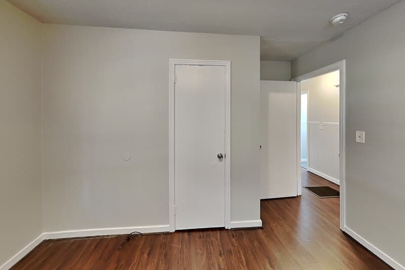 Birmingham House: 441 13th Ave NW