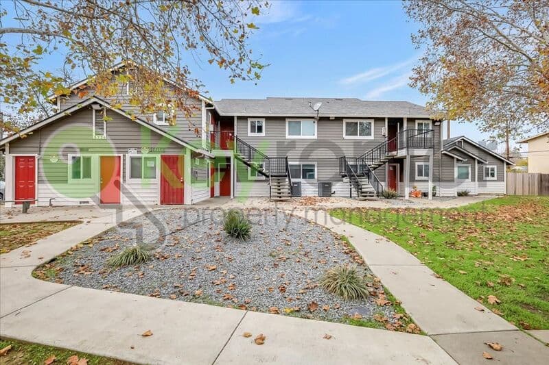 Sacramento House: 5726 Falconer Way