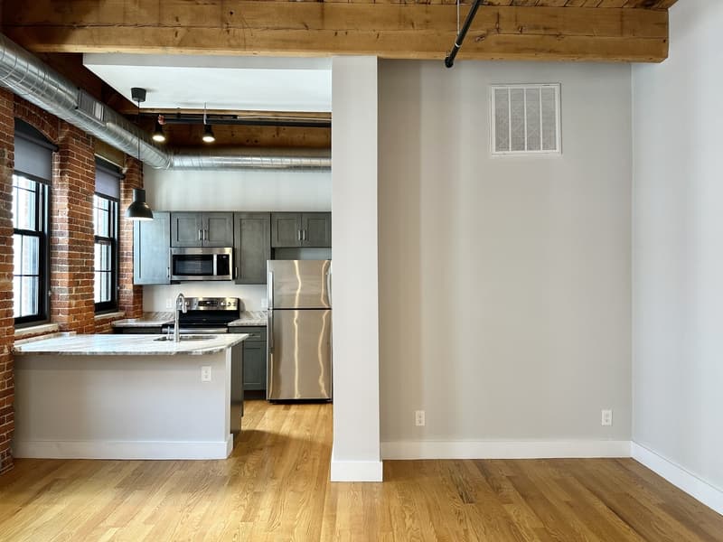 Worcester Condo: 128 Chandler Street - Unit 402