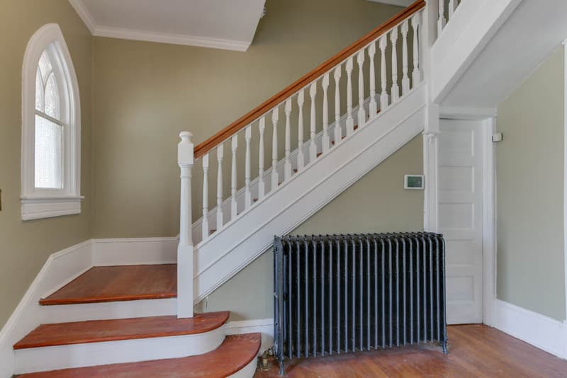 Portsmouth House: 1051 Naval Ave