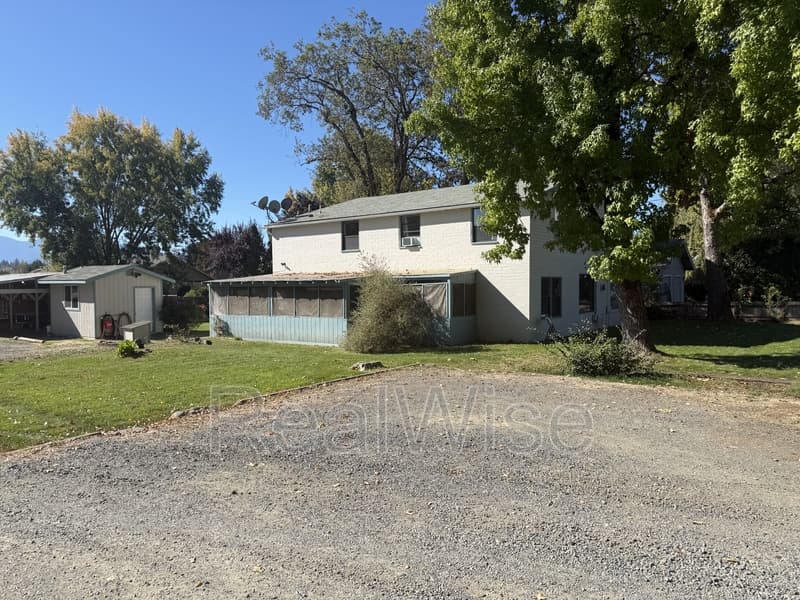 Grants Pass Condo: 1628 Leonard Rd
