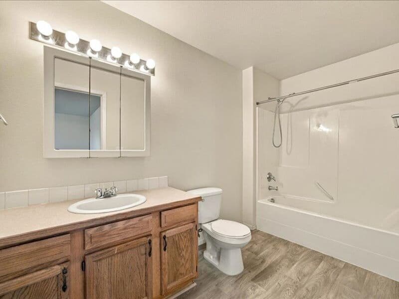 Pasco Condo: 6405B Chapel Hill Blvd.