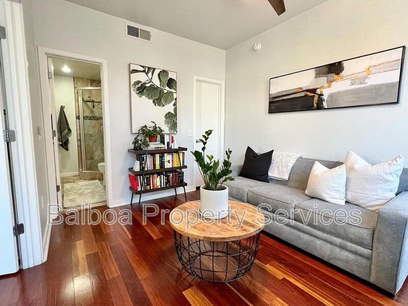 Phoenix Townhome: 3633 N 3rd Ave