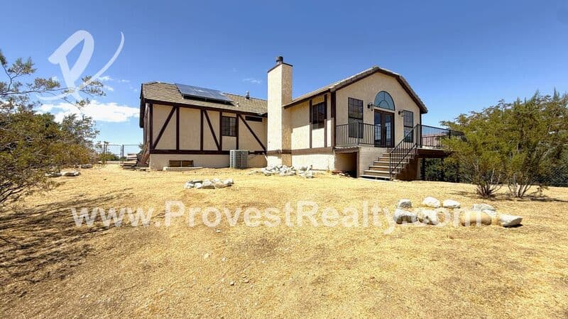 Victorville House: 13043 4th Ave