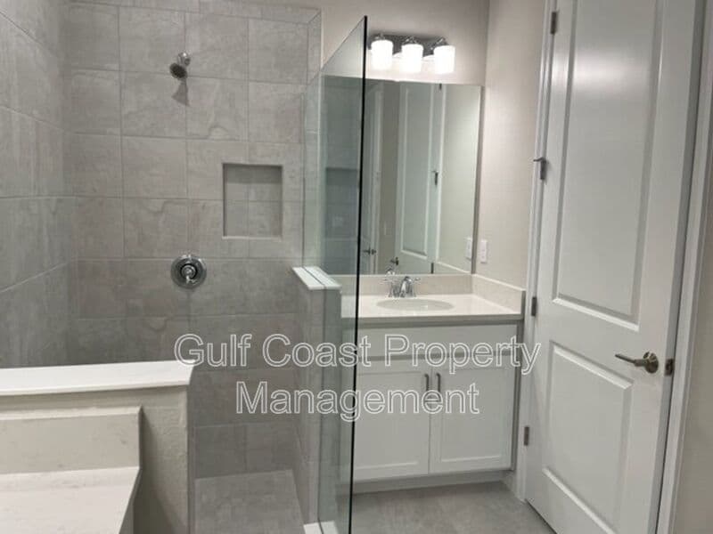 Nokomis House: 15344 Isla Palma Ln