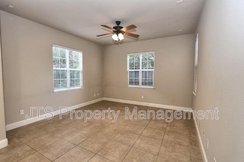 Orangevale House: 9041 Crescenda Lane