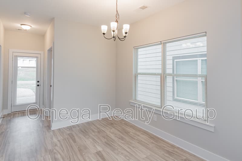 Morris House: 8608 Old Highway 31