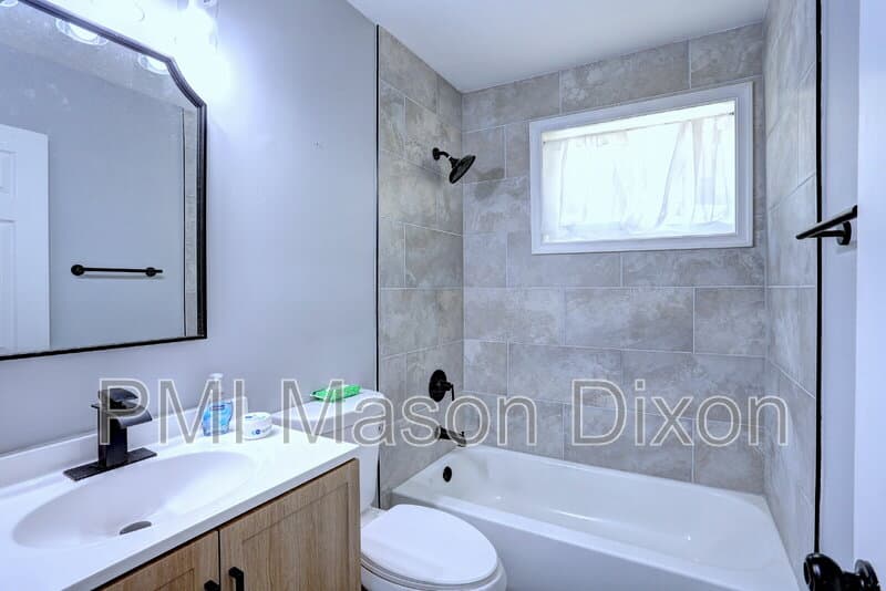 Randallstown House: 8523 Fieldway Dr
