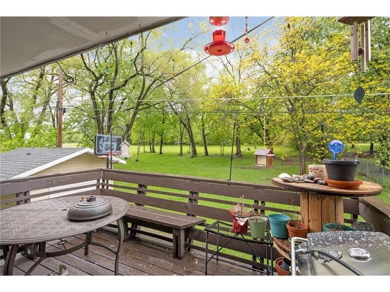Newport Condo: 1659 10th Ave