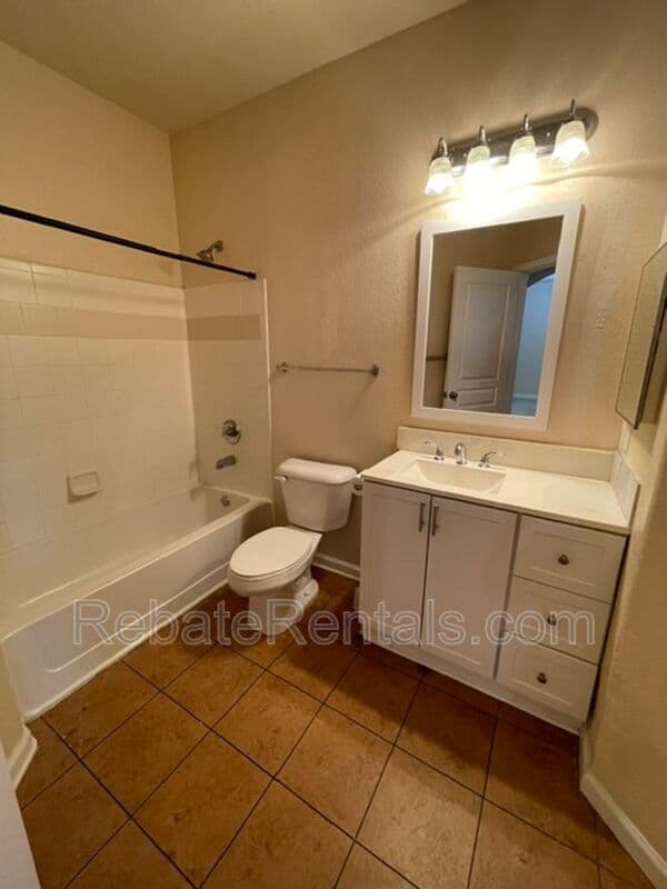 Jacksonville Condo: 8290 Gate Parkway