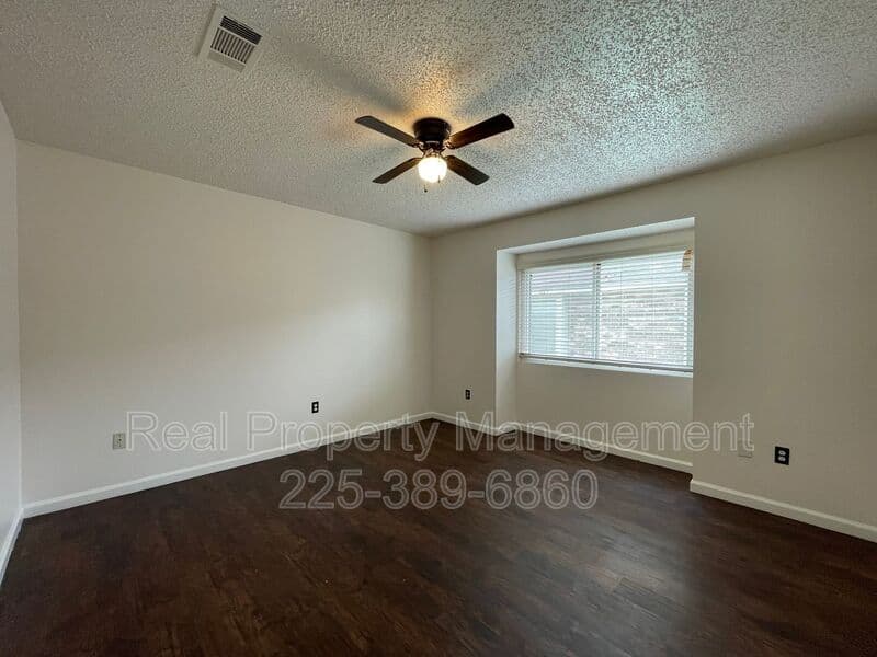 Baton Rouge Townhome: 14619 Forest Grove Ave.