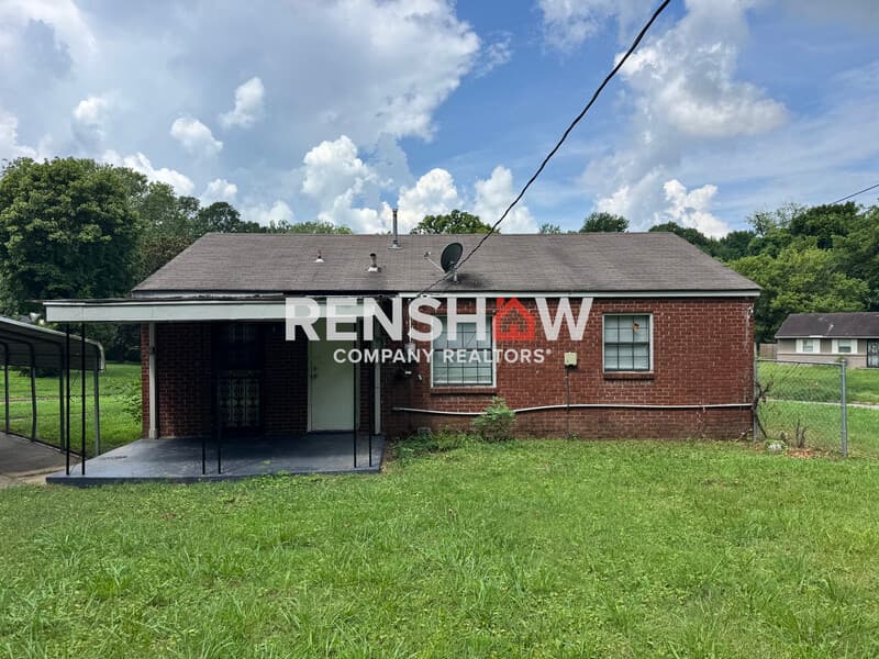 Memphis House: 3240 Madewell Dr