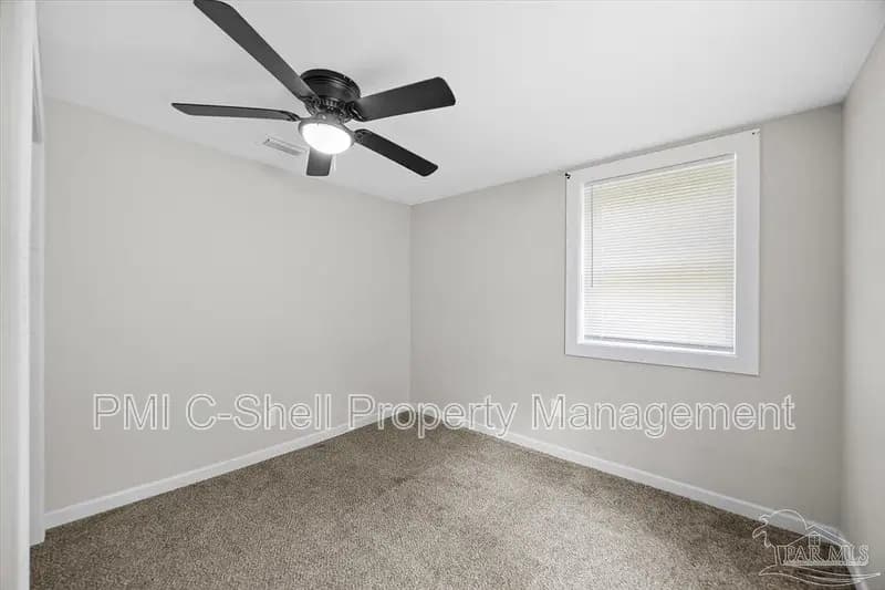 Pensacola House: 3258 Peagler Plaza Rd