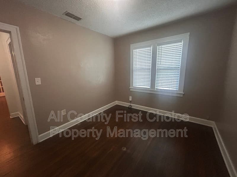 St. Petersburg House: 2511 55th Ave N