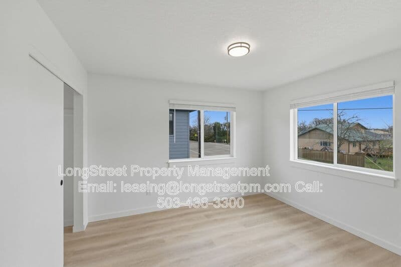 Philomath Townhome: 800 S 19th St