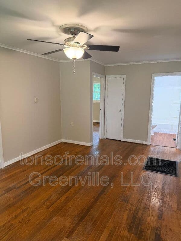Spartanburg Condo: 793 Hillview Street