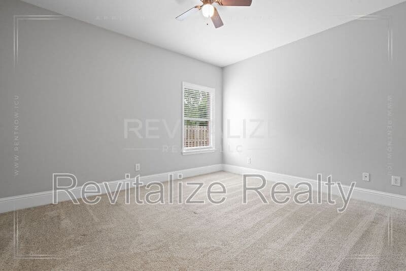 Daphne House: 11070 Courtland Court