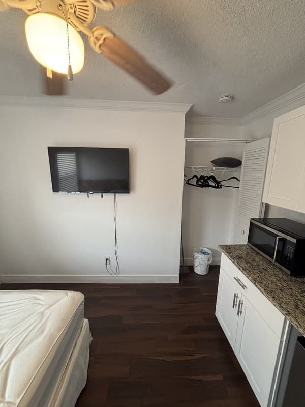 Largo Condo: 1624 Coral Way Unit C