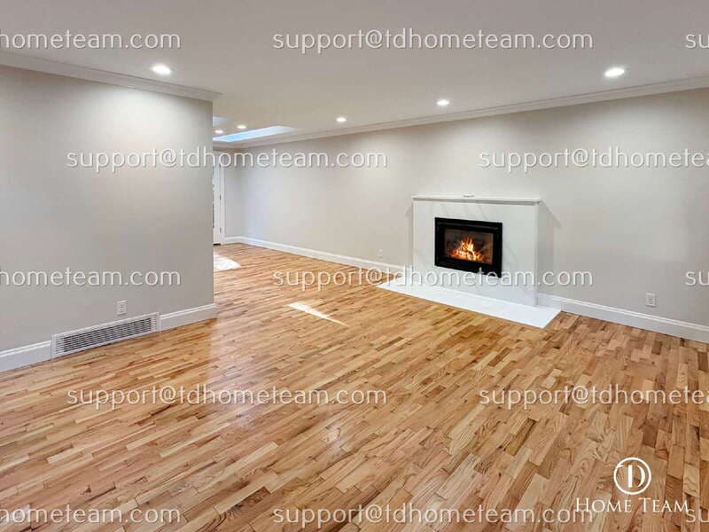 Bellevue House: 12903 NE 28th St