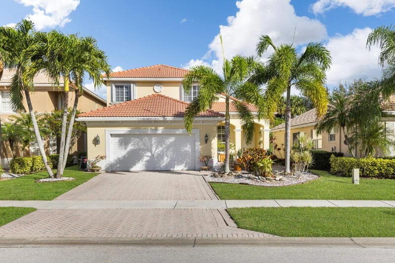 Wellington House: 11131 Laurel Walk Road