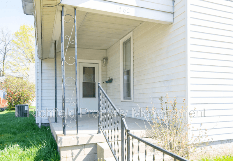 Noblesville Condo: 1562 Clinton St