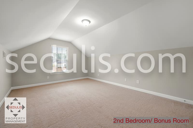 Moncks Corner House: 114 Maywood Drive