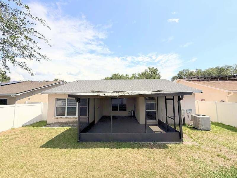 Valrico House: 1118 Hardwood Drive
